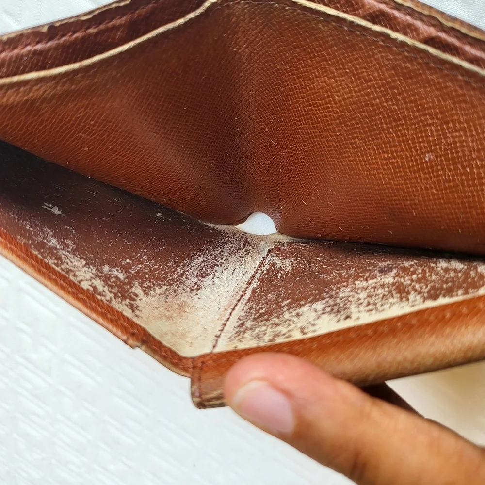 LOUiS Vuitton Bifold Wallet Monogran Porte Bier Cult Credit Monet